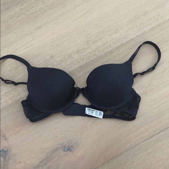 DKNY 32B black bra - Picture 1 of 1